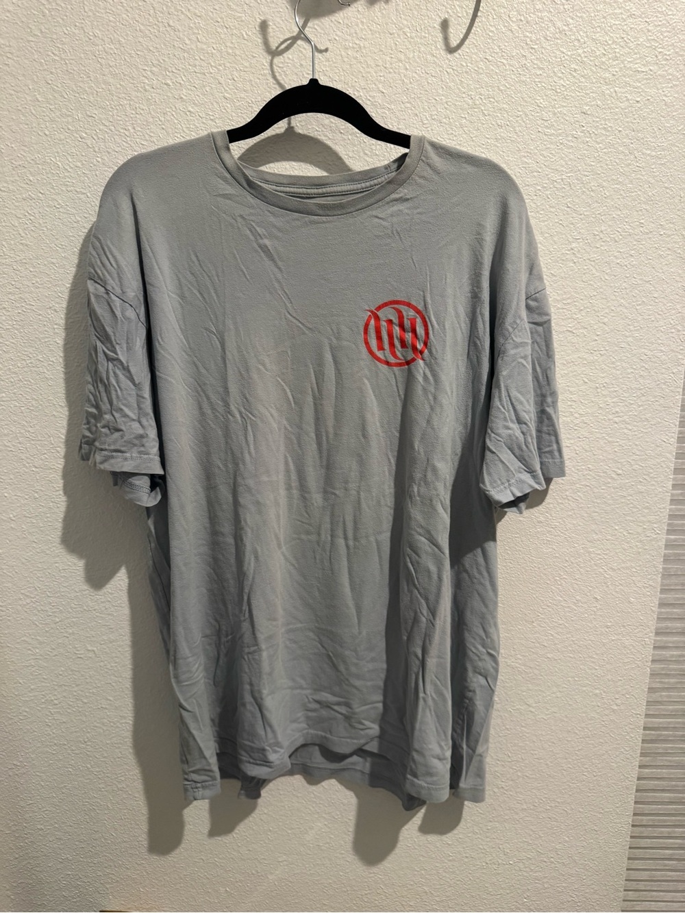 Men's Light Gray Short-Sleeve Logo T-Shirt - Red Emblem